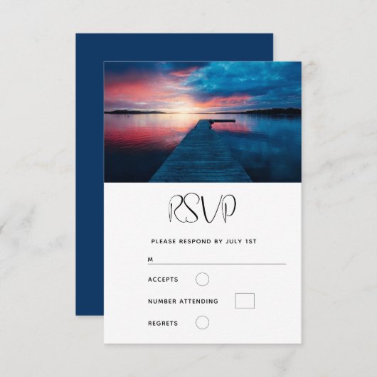 Schöner Sonnenuntergang auf einem ruhigen See Hoch RSVP Karte (Vorne/Hinten)