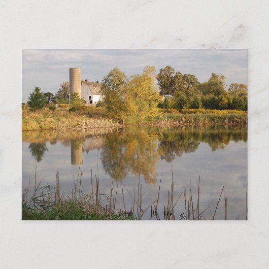 Schöner Stall im Wasser Postkarte (Vorderseite)