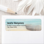 Schöner Strand mit Rowboat & Fishing Net (Insitu)