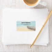 Schöner Strand mit Rowboat & Fishing Net La Adressaufkleber (Insitu)