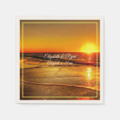 Schöner Strand von Tropical Island Wedding Custom Serviette (Vorderseite)