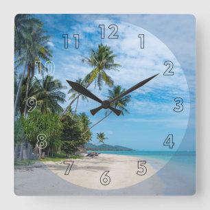 Schöner Tag am Strand Quadratische Wanduhr