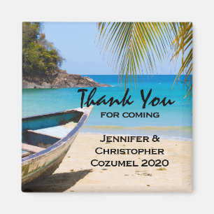 Schöner tropischer Strand mit einer Rowboat-Hochze Magnet