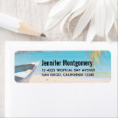 Schöner tropischer Strand mit Rowboat (Insitu)