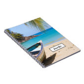 Schöner tropischer Strand mit Rowboat Notizblock (Rechte Seite)