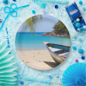 Schöner tropischer Strand mit Rowboat Pappteller (Party)