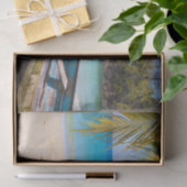 Schöner tropischer Strand mit Rowboat Seidenpapier (Geschenk)