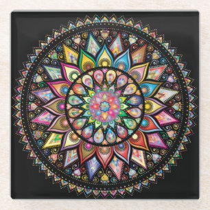 Schöner Untersetzer aus Glas. Mandala Design.