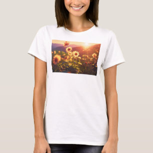 Schöner, von Frauen gedruckter T - Shirt: Erhöhen  T-Shirt