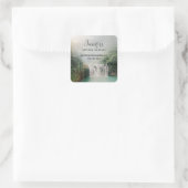 Schöner Wasserfall im Bergwald Business Quadratischer Aufkleber (Tasche)