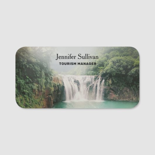 Schöner Wasserfall im Bergwald Namensschild (Vorderseite)