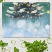 Schöner Weihnachtsbaum mit Schnee und goldenen Lic Geschirrtuch (Gefaltet)