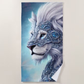 Schöner weißer gepanzerter Kriegerlion Strandtuch (Vorderseite)