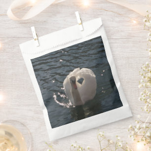 Schöner weißer Schwan Geschenktütchen