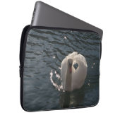 Schöner weißer Schwan Laptopschutzhülle (Vorne Rechts)