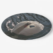Schöner weißer Schwan Pappteller (Schrägansicht)