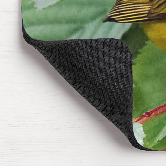 Schöner Wilson's Warbler Songbird in Cherry Tree Mousepad (Ecke)