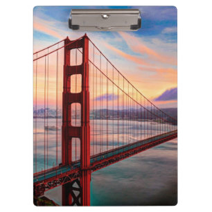 Schöner Wintersonnenuntergang bei Golden gate Klemmbrett