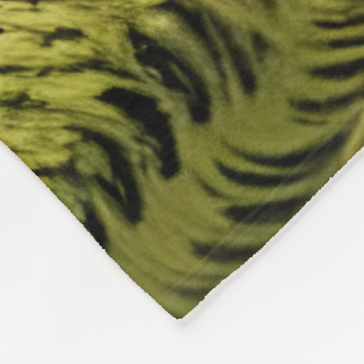 Schöner Wolf in der Sternennacht Fleecedecke (Ecke)