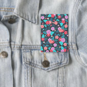 Schönes Arrangement Ditsy Floral Pattern-56576 Button (Insitu)