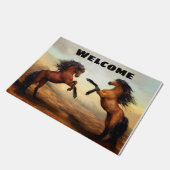 Schönes aufrichtenwildleder und Bucht-Pferde Fußmatte (Schrägansicht)