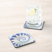 Schönes Blau und Weiß Meer Muschel Feines Fraktal Getränkeuntersetzer (Rechte Seite)