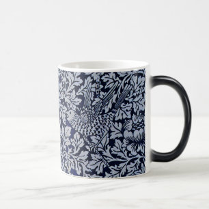 Schönes blaues Vintage-Muster, florales Vogel-Blum Verwandlungstasse