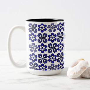 Schönes Blumenmuster Zweifarbige Tasse