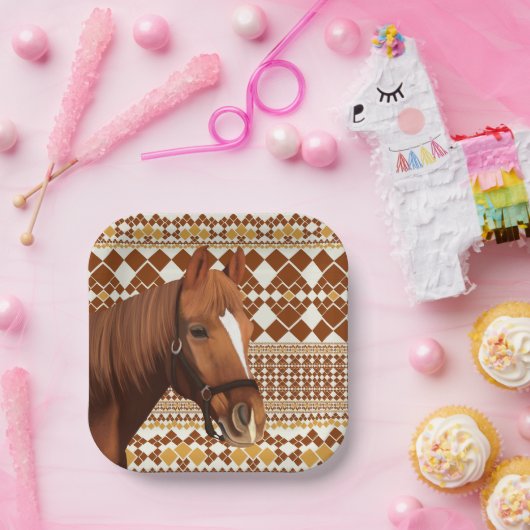 Schönes, braunes Pferd über das geometrische Muste Pappteller (Party)