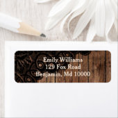 Schönes Braunholz und Imitate Spitze (Insitu)