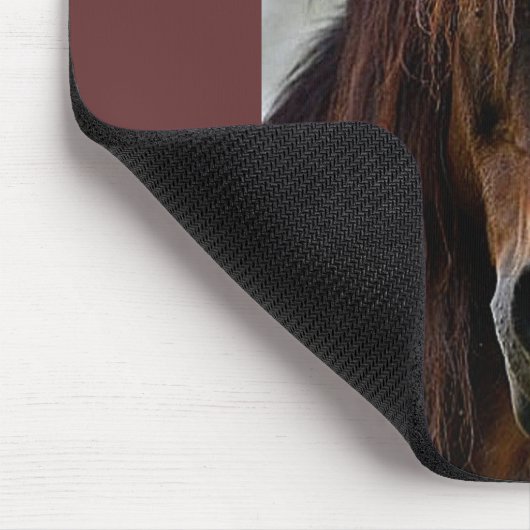 Schönes Brown-Pferd Mousepad (Ecke)