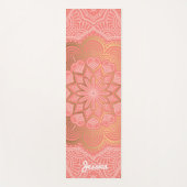 Schönes Coral Pink Mandala Muster Yogamatte (Vorderseite)