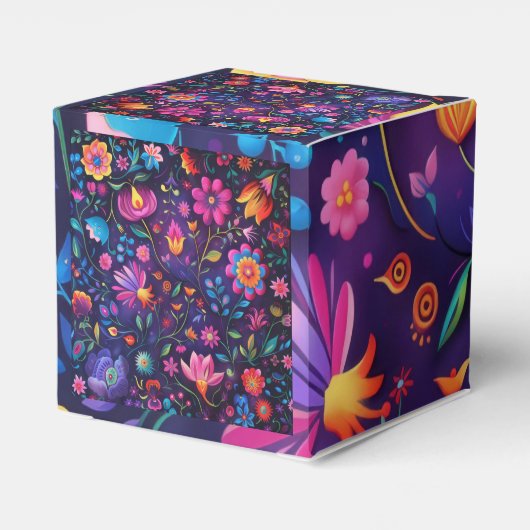 Schönes dunkles Blumendesign Geschenkschachtel (Rückseite)