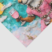 Schönes Eichhörnchen in rosa Kleid Seidenpapier (Ausschnitt)