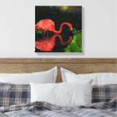 Schönes Flamingo in Pond Wrapped Canvas Leinwanddruck (Insitu (Schlafzimmer))