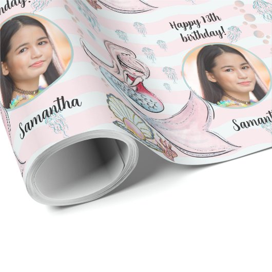 Schönes Foto Text Mermaid unter dem Meer Geschenkpapier (Rolleneckpunkt)