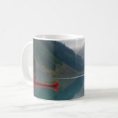 Schönes Friedlicher See Red Canoe Boat Kaffeetasse (Vorderseite Links)