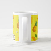 Schönes Fruchtmuster gelb Jumbo-Tasse (Rückseite)