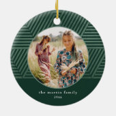 Schönes grün geometrisches Muster Foto Weihnachten Keramik Ornament (Hinten)