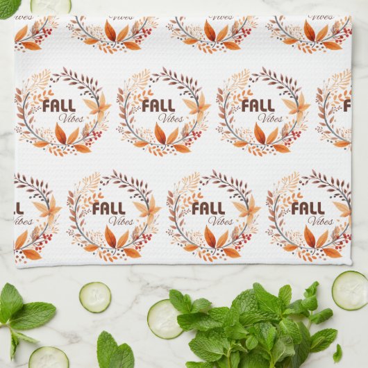 Schönes Herbstlaub Muster | Fall Vibes White Geschirrtuch (Gefaltet)