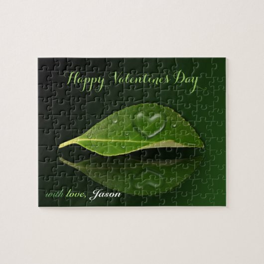 Schönes, herzförmiges Wassertropfen auf der linken Puzzle (Horizontal)