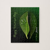 Schönes, herzförmiges Wassertropfen auf der linken Puzzle (Vertikal)