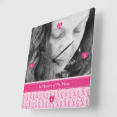 Schönes kundenspezifisches rosa Band-Denkmal Quadratische Wanduhr (Winkel)