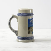 Schönes Land auf einem Stein Bierglas (Links)