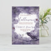 Schönes Lila Raven Halloween-Party Einladung (Stehend Vorderseite)