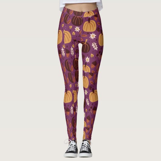 Schönes Lila und Orange Pumpkin Pattern Leggings (Vorderseite)