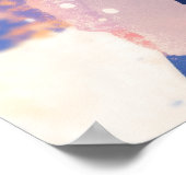 Schönes Mädchen läuft über die Winterstraße Poster (Ecke)