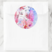 Schönes Mädchen mit einem Strauß an Blume Runder Aufkleber (Tasche)