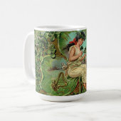 Schönes Mädchen mit Kleeblättern Kaffeetasse (Vorderseite Links)