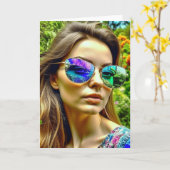 Schönes Mädchen mit Sonnenbrille Reflektion Blume Karte (Gelbe Blume)